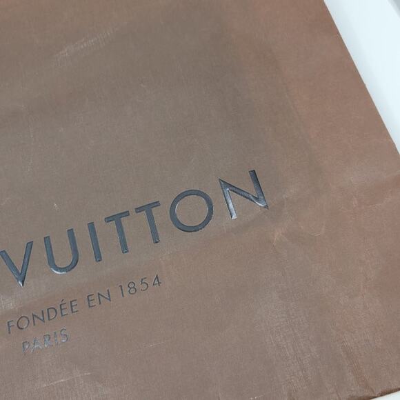 LOUIS VUITTON Authentic Paper Gift Shopping Bag LARGE SIZE 19 x16 x 9”. - Picture 5 of 8